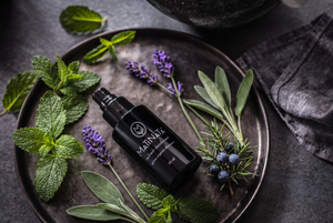 Matinata re.fresh deodorant spray 50 ml, certified organic – lifestyle photo with botanicals