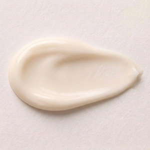 Matinata re.nourish face moisturiser 50 ml, certified organic – texture swatch